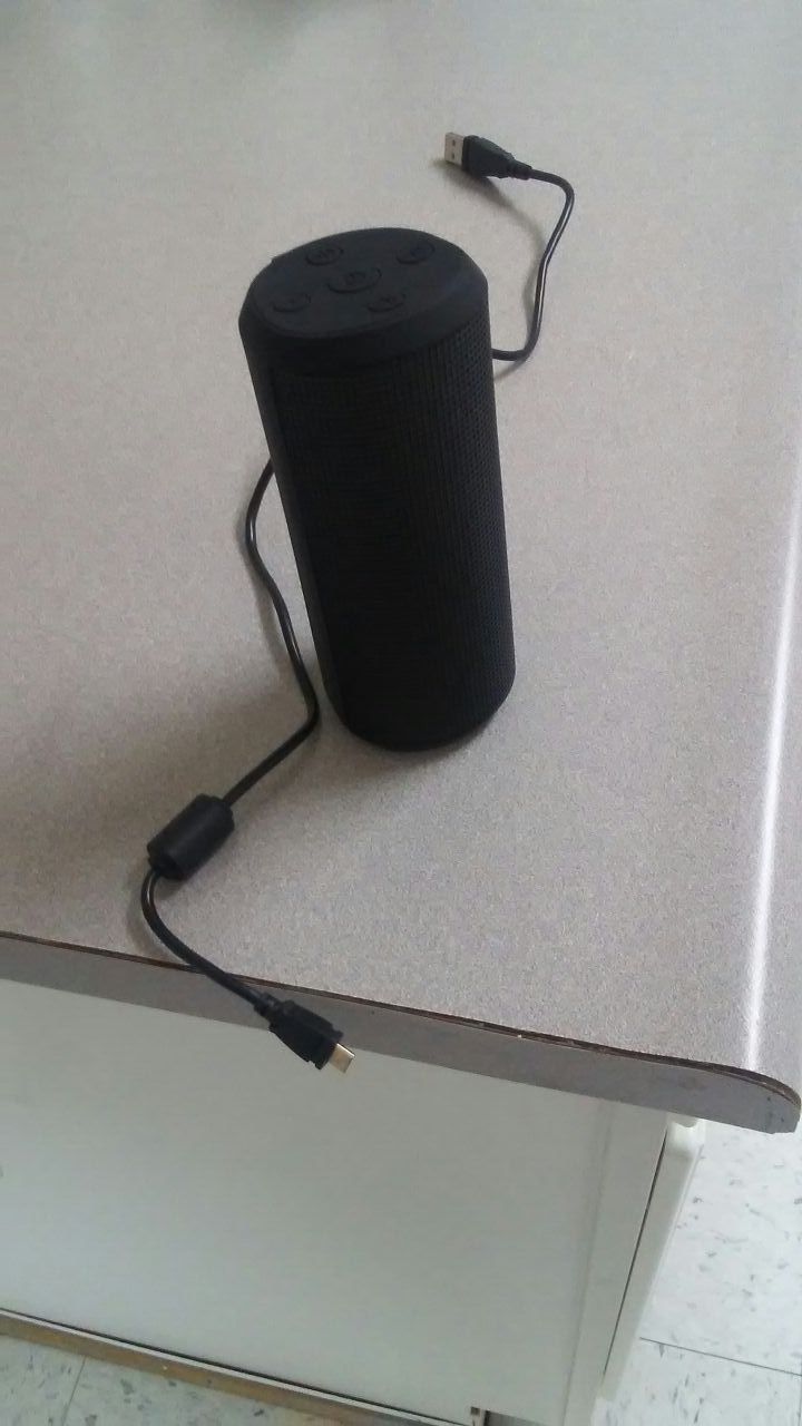 Light Bluetooth Speaker