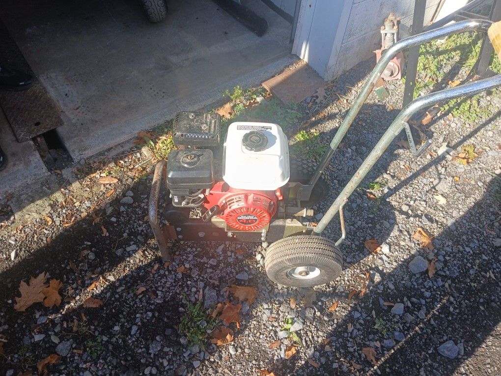 4.0 Honda horizontal engine.