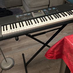 Casio Electric Keyboard  Or Best Offer