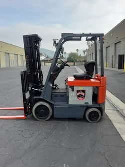 2006 Toyota electric forklift