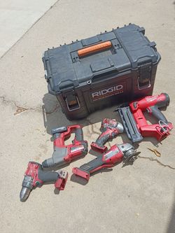 Milwaukee M18 tool set