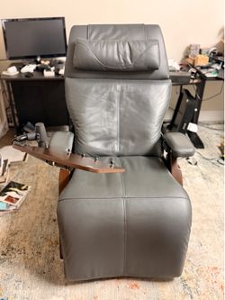 Perfect Chair® PC-610 Omni-Motion Recliner with desk