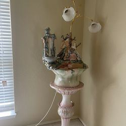 Nova Italian. Porcelain Fountain Lamp 