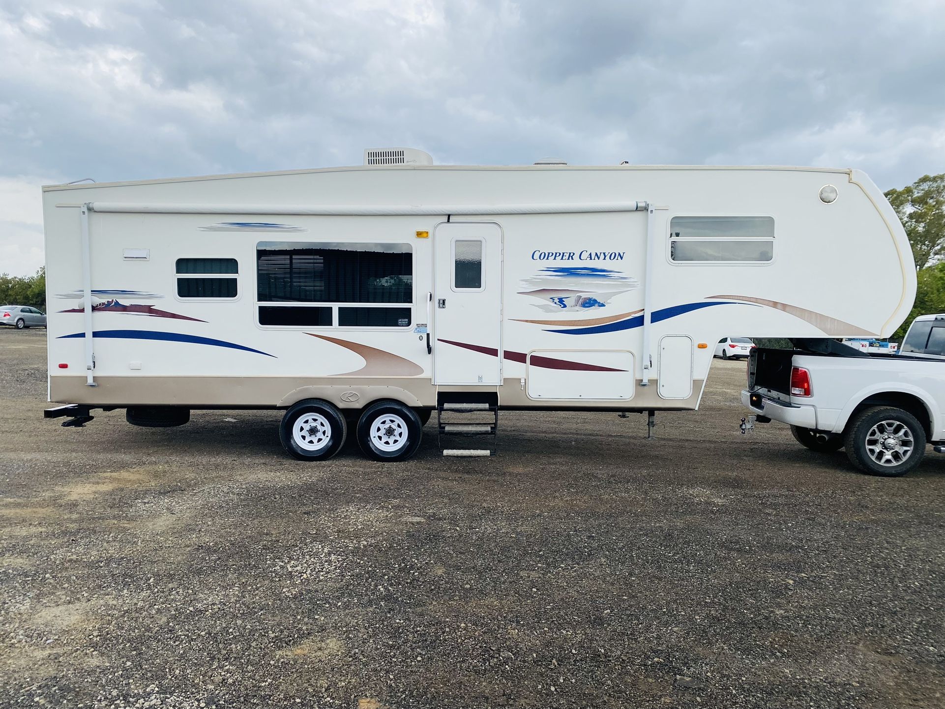 2006 Keystone Copper Canyon *Double Slide* 32 FifthWheel