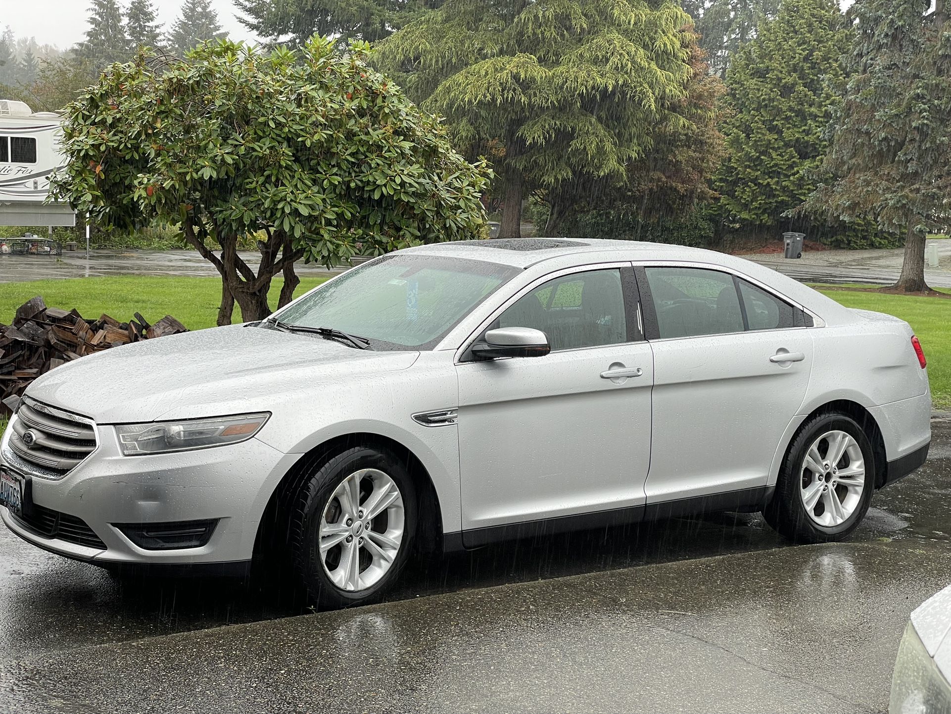 2013 Ford Taurus