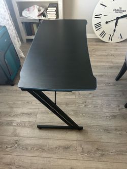 Gaming computer desk