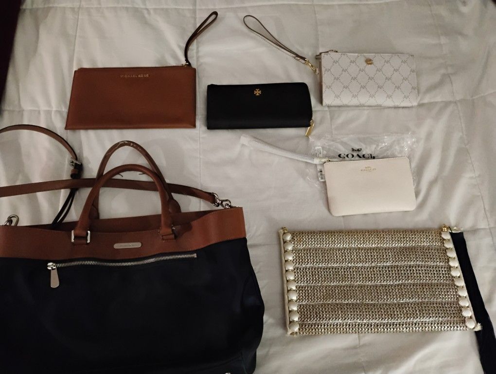 6 Wallets Wristlets Tote