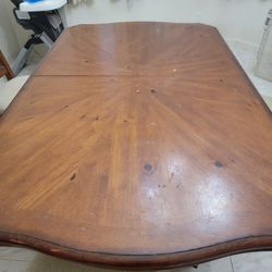 Dining Table With 4 Chair And Console Table
