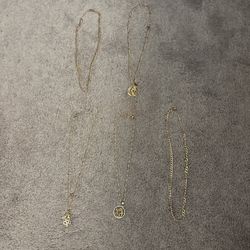 Gold jewelry set