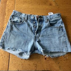Levi Jean Shorts (women’s)