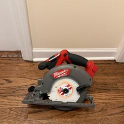 M18 FUEL 18V Lithium-Ion Brushless Cordless 6-1/2 in. Circular Saw (Tool-Only)