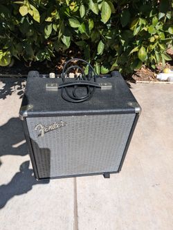 Fender rumble 25 bass amp with blown speaker