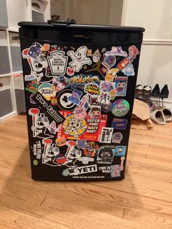 Free Mini Fridge [read description]