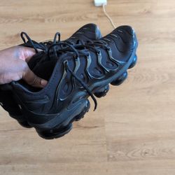 Black Vapor Max SZ 11.5