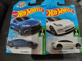 Hot wheels Tesla model S and model 3