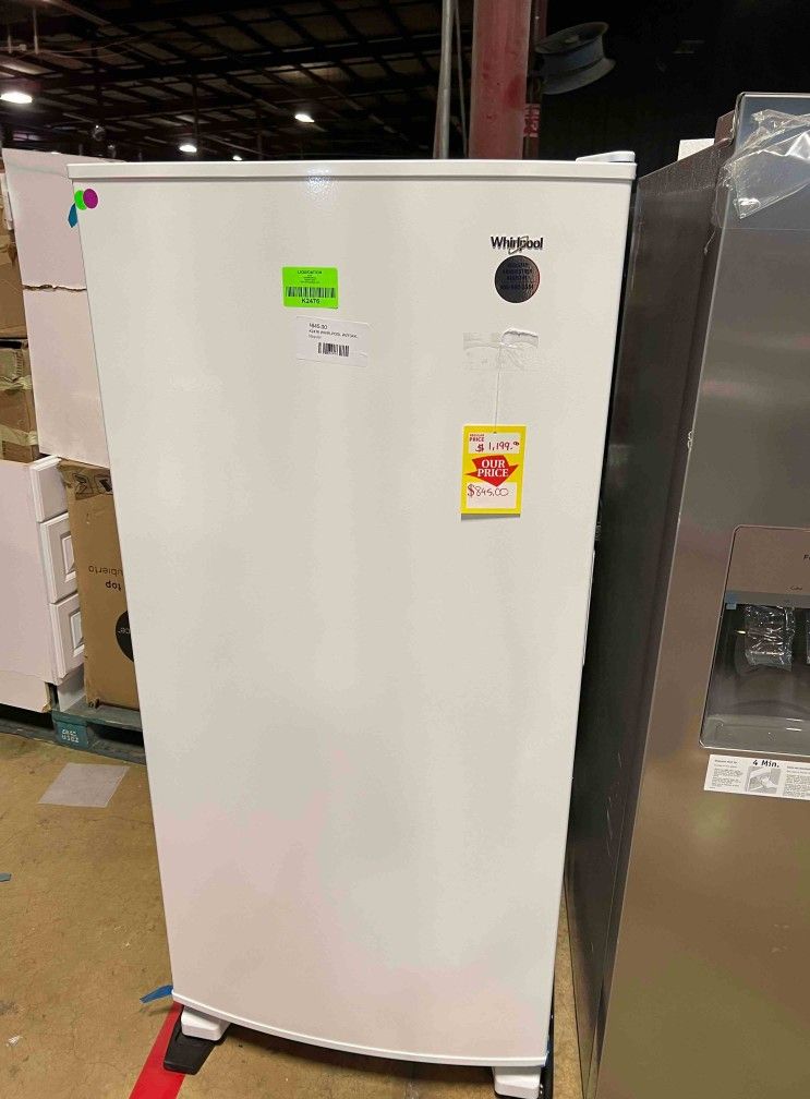 WHIRLPOOL WZF34X18DW 17.7-cu ft Frost-free Upright Freezer LH