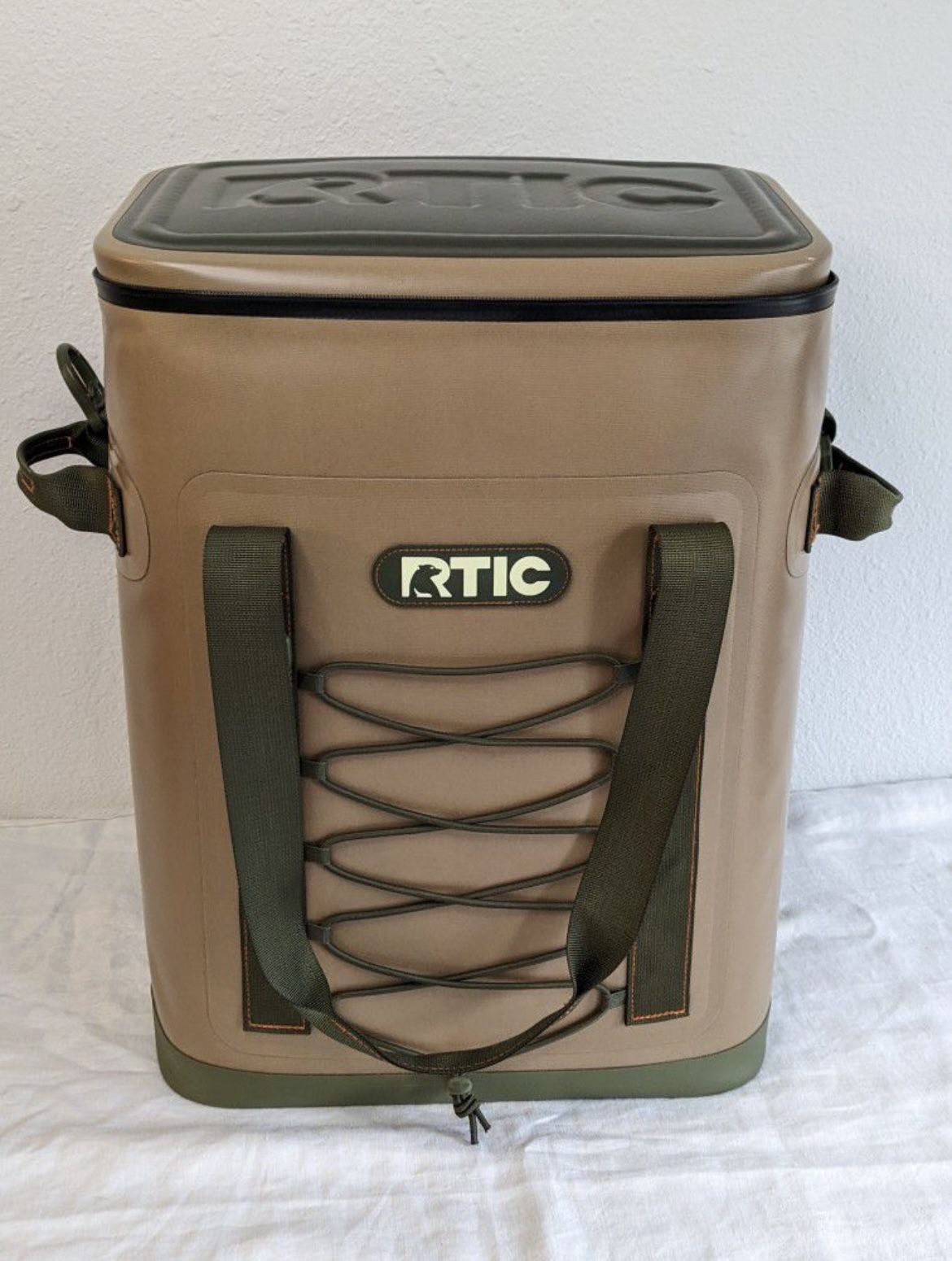 RTIC 30 Can Backpack Cooler - Like New