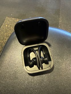Beats Powerbeats pro