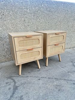 Set of 2 rattan nightstands with drawers for storage