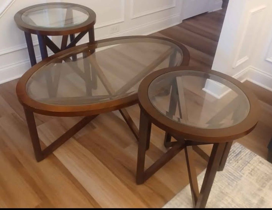 Brand New coffee table set