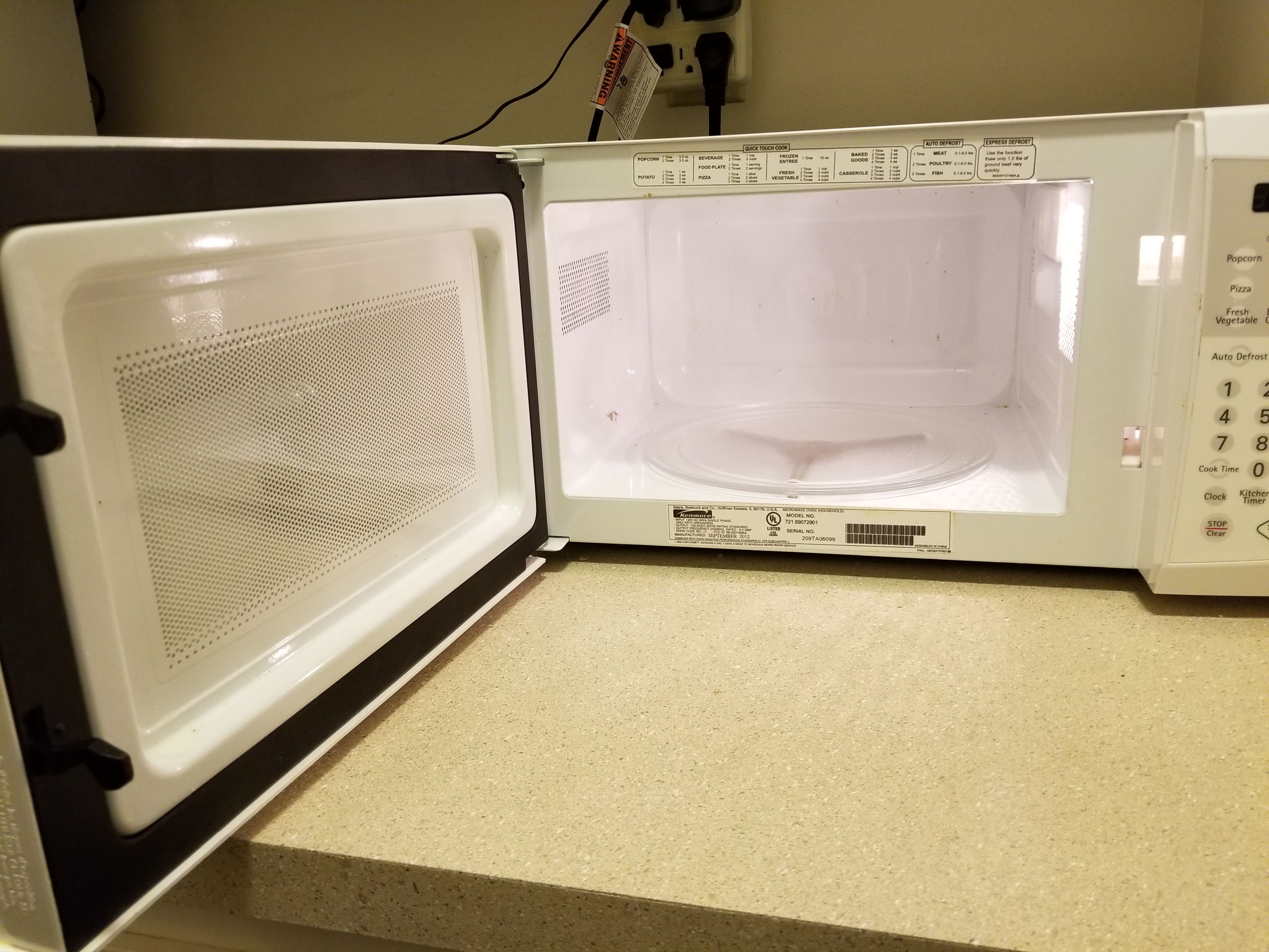 Kenmore microwave for Sale in Seattle, WA OfferUp