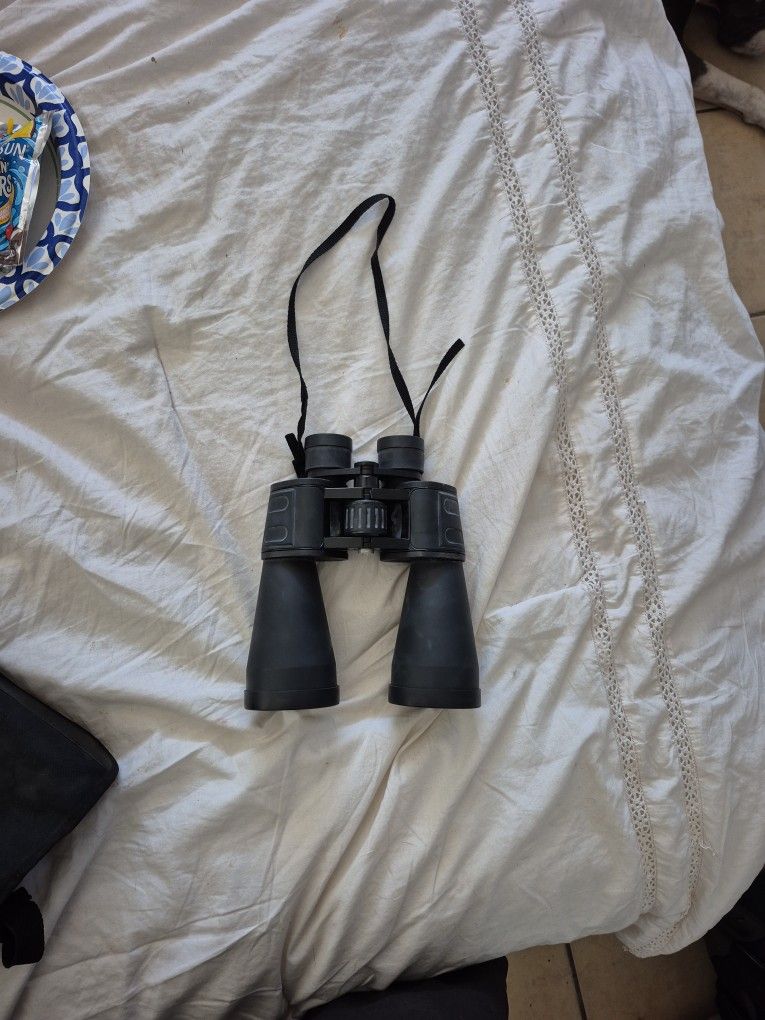 Binoculars I Have The Case To.
