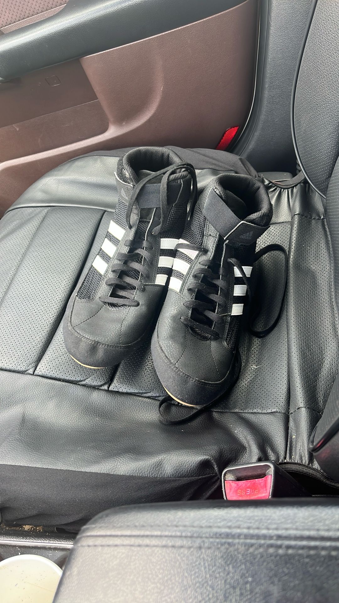 wrestling shoes 9.5 and head gear 