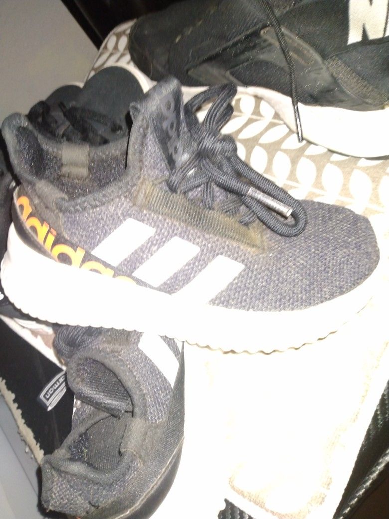 Kids Sz 12 Adidas