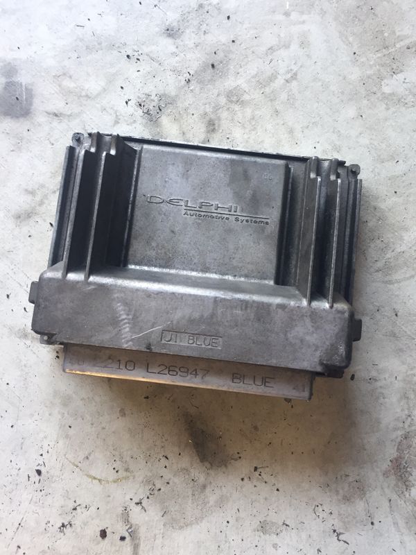 2001 Chevy 5.3 wiring harness and computer for Sale in Los Alamitos, CA