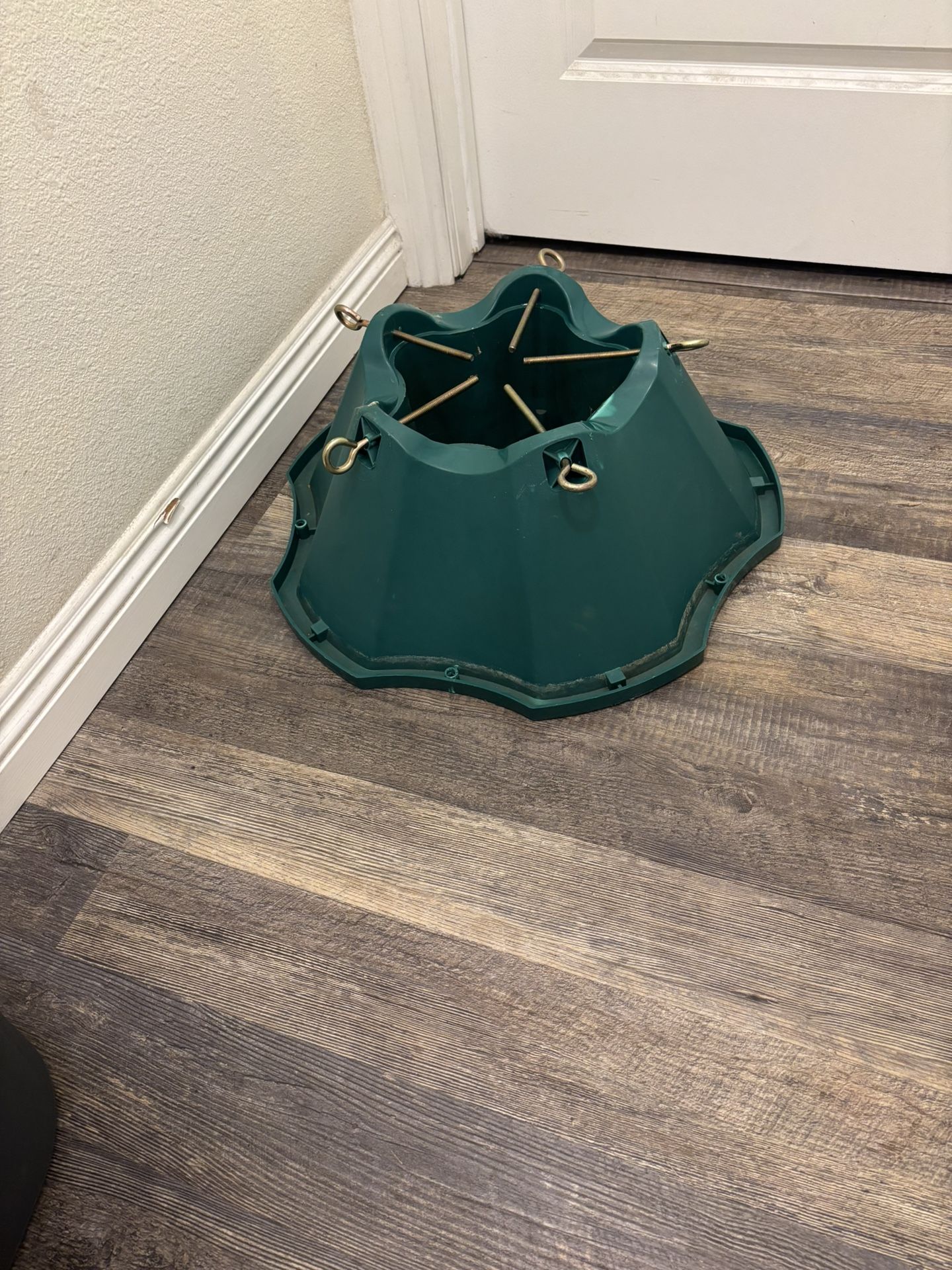 Plastic Cristmas Tree Support