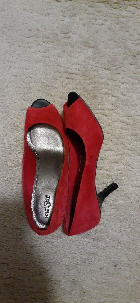 Heel Size 6.5 Red East 5th