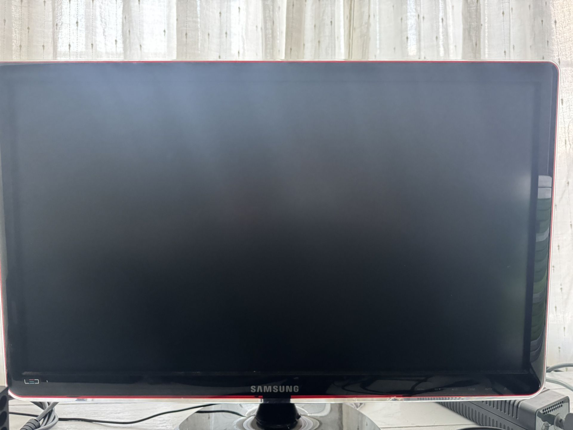 Samsung Gaming Monitor HDMI I will trade for Xbox games bundle