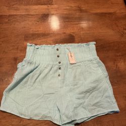 Woman’s New With Tags Simply Southern Shorts Shipping  Available