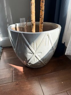 Ceramic pot
