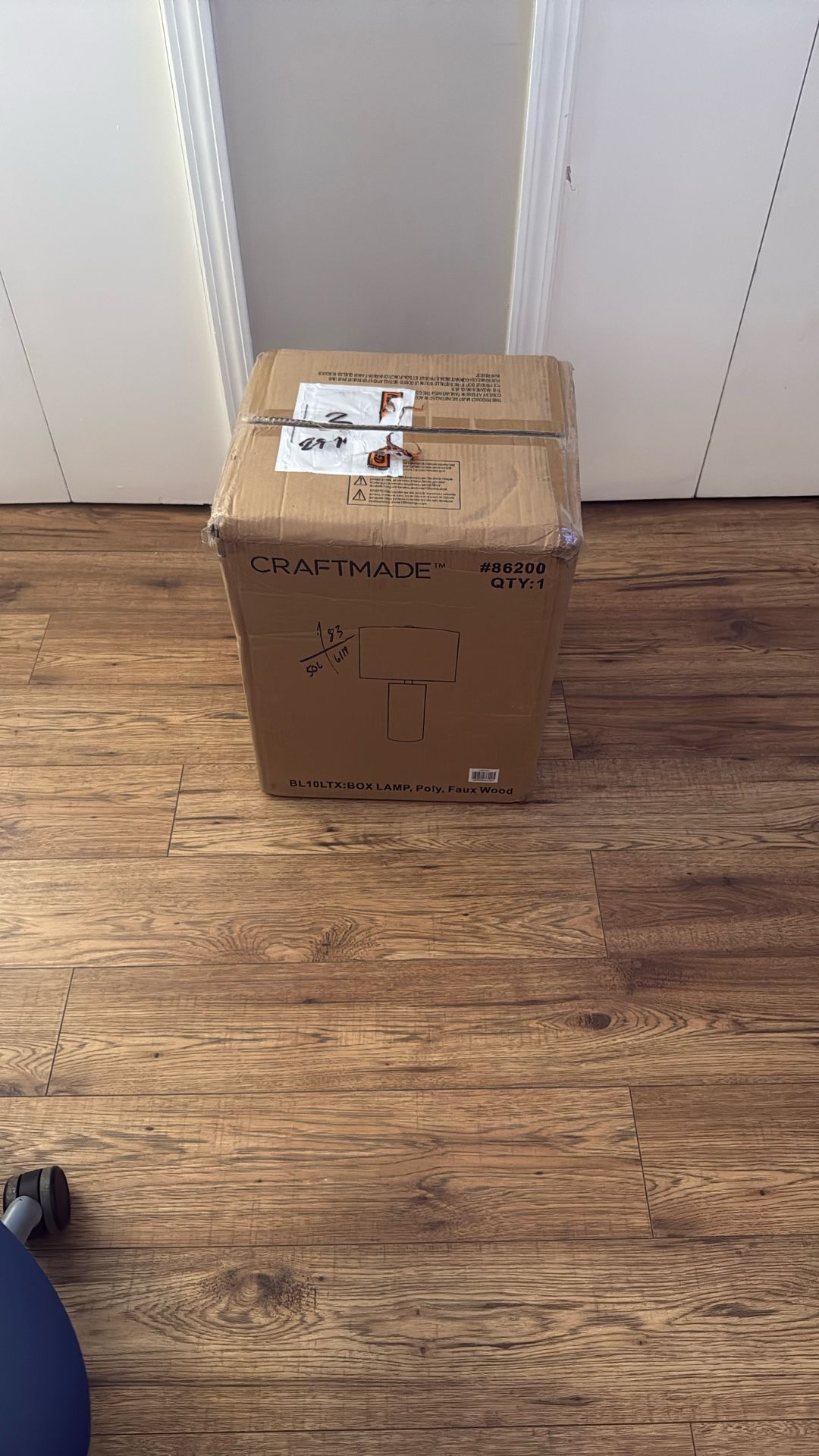 Craft Made Lamp ( Discontinued) Very Nice Vintage Lamp