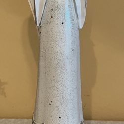 Decorative Angel figurine 
