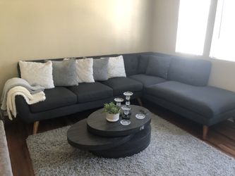 Couch set