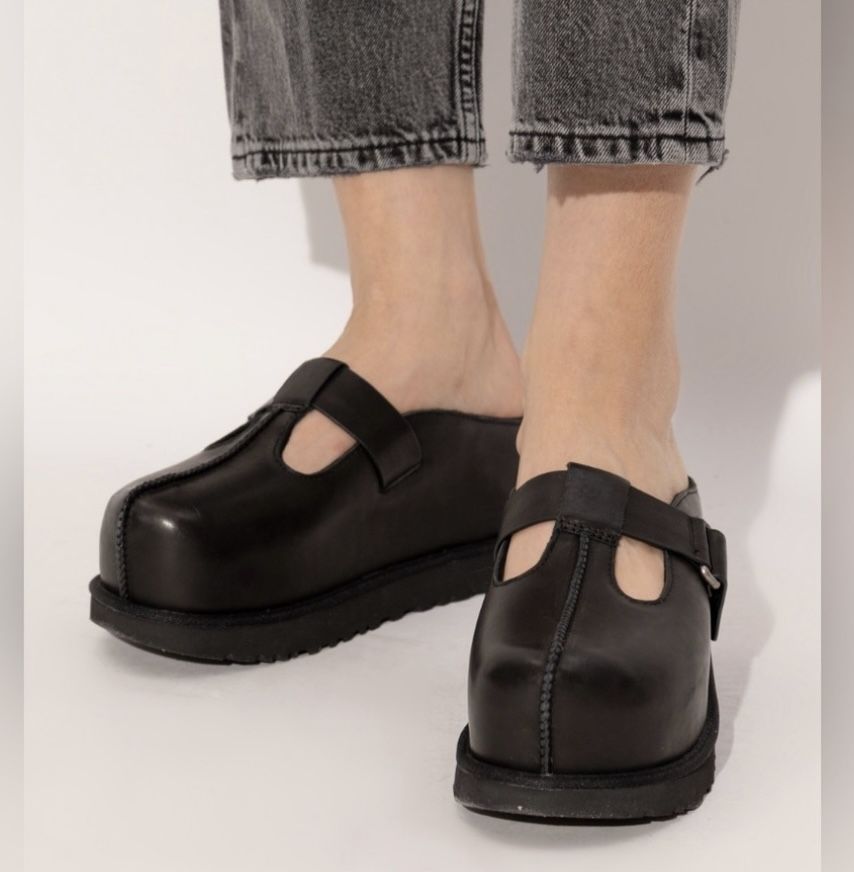 UGG Goldenstar Hi Clog