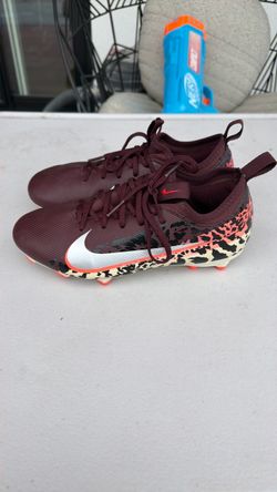 Nike Kids Soccer Cleats - Mbappe Size 2.5US