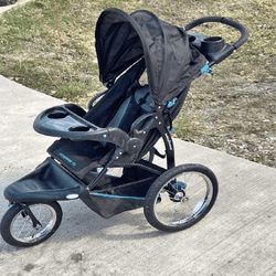 high character Youth Stroller – Protected and Fashionable for Modern Caregivers