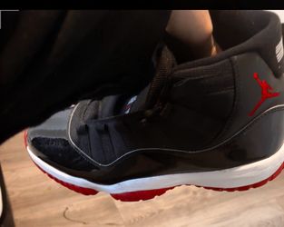 Retro Air Jordan 11 bred men’s 8.5