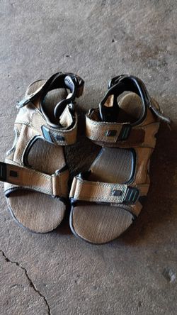 Women's Denali hiking sandals