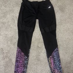 Women’s yoga pants