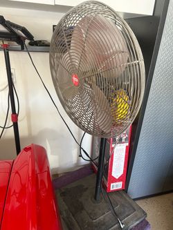 Dayton Large Pedestal Shop Fan