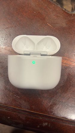 AirPod 4 case