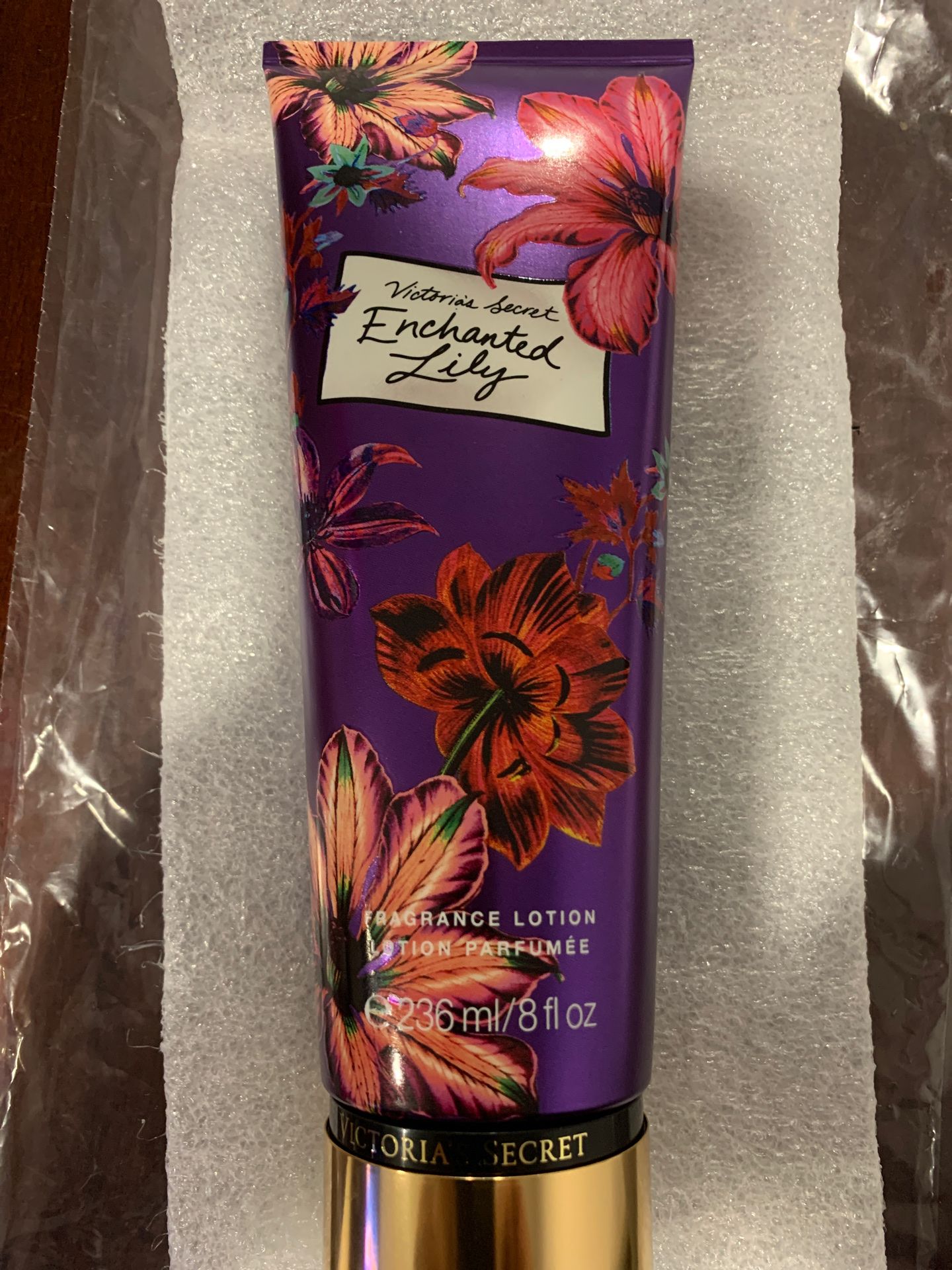 Fragrance VS Enchanted lily