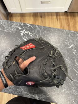 Rawlings RCM30TMD 33” Catcher’s Mitt — Pro Quality Glove — Pick Up Today in Marlborough MA!