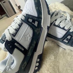 LV Trainer Sneaker size 7