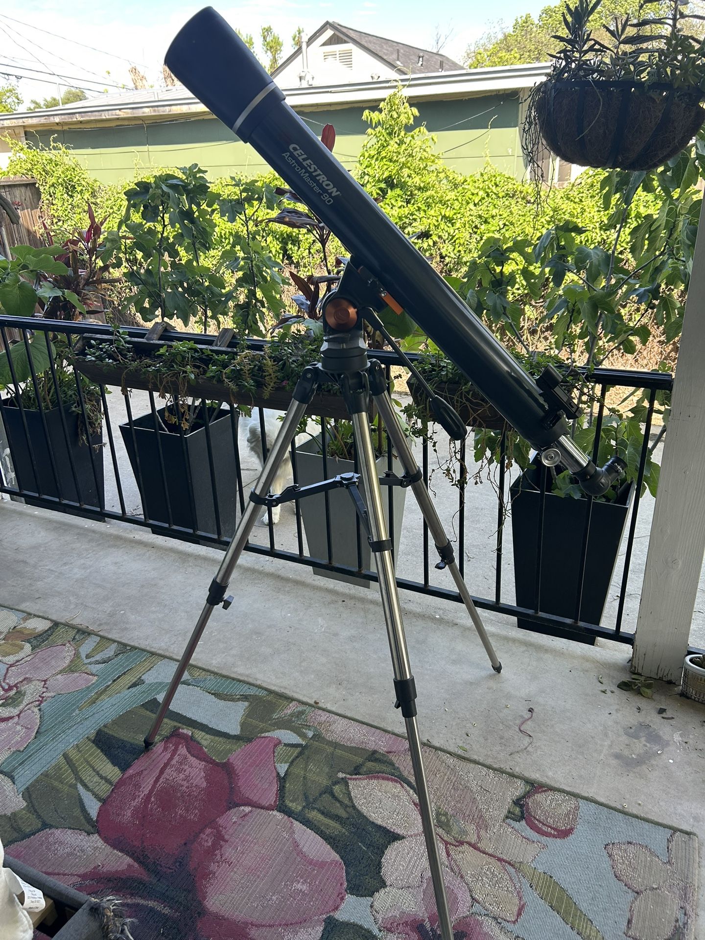 Celestron Astromaster 90AZ Refractor Telescope Cameras & Photography