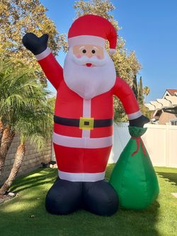 Santa Claus Giant 11 ft Christmas Inflatable